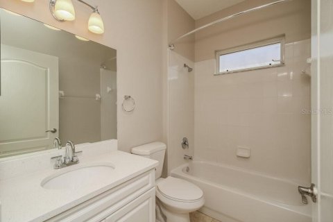 Villa ou maison à louer à Valrico, Floride: 4 chambres, 169.83 m2 № 2433070 - photo 14