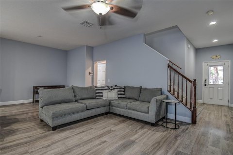 Купить таунхаус в Тарпон-Спрингс, Флорида 7 комнат, 200.48м2, № 2223349 - фото 7