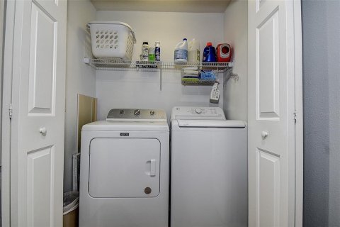 Купить таунхаус в Тарпон-Спрингс, Флорида 7 комнат, 200.48м2, № 2223349 - фото 23