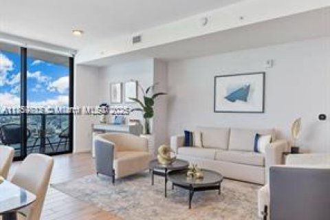 Condominio en venta en Miami, Florida, 2 dormitorios, 91.32 m2 № 2013644 - foto 3