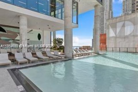 Condominio en venta en Miami, Florida, 2 dormitorios, 91.32 m2 № 2013644 - foto 27