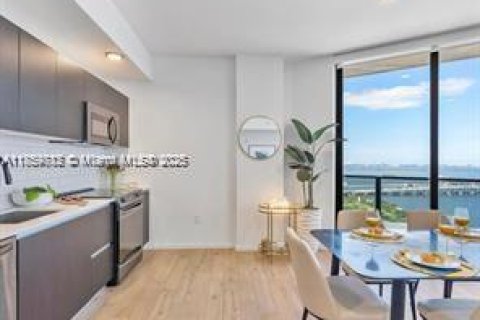 Condominio en venta en Miami, Florida, 2 dormitorios, 91.32 m2 № 2013644 - foto 6