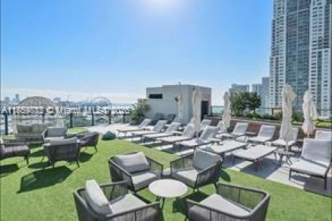 Condominio en venta en Miami, Florida, 2 dormitorios, 91.32 m2 № 2013644 - foto 29