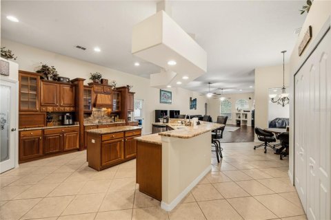 Villa ou maison à vendre à Orlando, Floride: 5 chambres, 419.36 m2 № 2225810 - photo 26