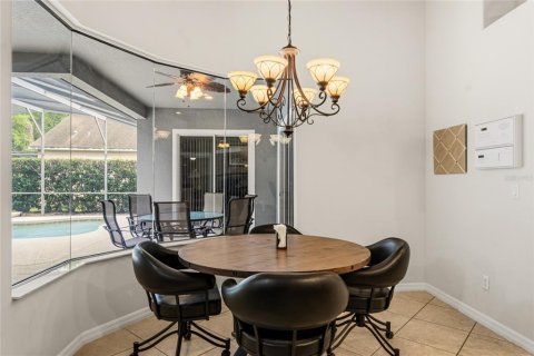 Villa ou maison à vendre à Orlando, Floride: 5 chambres, 419.36 m2 № 2225810 - photo 27