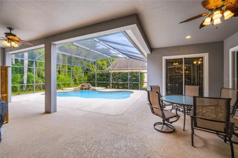 Villa ou maison à vendre à Orlando, Floride: 5 chambres, 419.36 m2 № 2225810 - photo 17