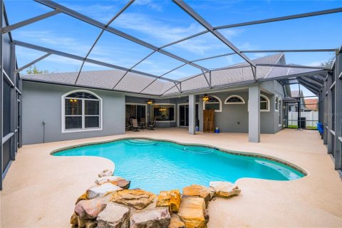 Villa ou maison à vendre à Orlando, Floride: 5 chambres, 419.36 m2 № 2225810 - photo 15