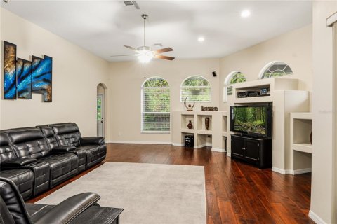 Villa ou maison à vendre à Orlando, Floride: 5 chambres, 419.36 m2 № 2225810 - photo 30