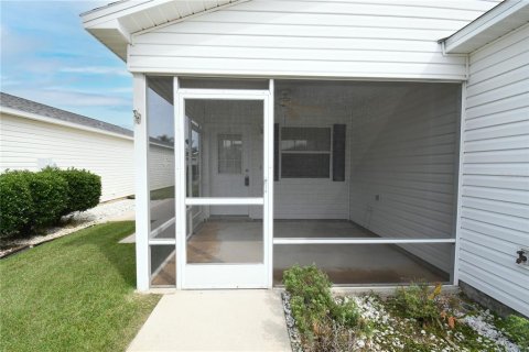 House in The Villages, Florida 2 bedrooms, 107.4 sq.m. № 1820951 - photo 3