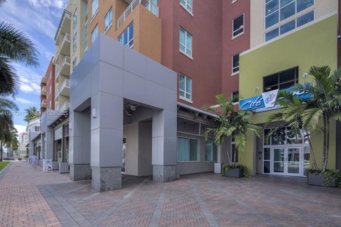 Condominio en venta en Miami, Florida, 2 dormitorios, 119.66 m2 № 1973151 - foto 27