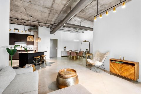 Condominio en venta en Miami, Florida, 2 dormitorios, 119.66 m2 № 1973151 - foto 9