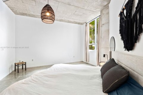 Condominio en venta en Miami, Florida, 2 dormitorios, 119.66 m2 № 1973151 - foto 14