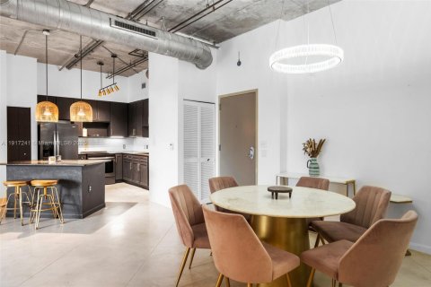 Condominio en venta en Miami, Florida, 2 dormitorios, 119.66 m2 № 1973151 - foto 5