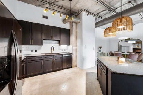 Condominio en venta en Miami, Florida, 2 dormitorios, 119.66 m2 № 1973151 - foto 8