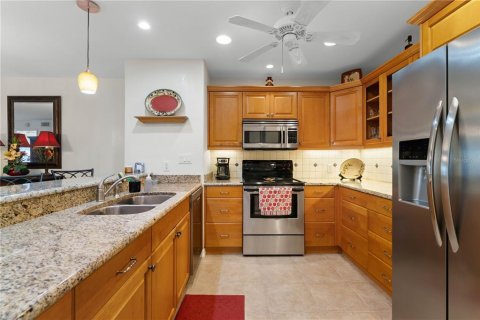 Copropriété à vendre à Punta Gorda, Floride: 2 chambres, 129.88 m2 № 2416992 - photo 10