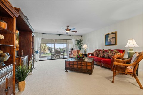 Copropriété à vendre à Punta Gorda, Floride: 2 chambres, 129.88 m2 № 2416992 - photo 18