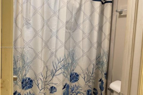 Купить таунхаус в Хомстед, Флорида 2 спальни, 108.32м2, № 2016421 - фото 17