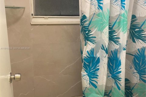 Купить таунхаус в Хомстед, Флорида 2 спальни, 108.32м2, № 2016421 - фото 19