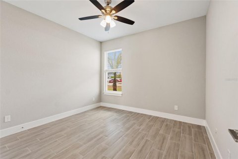 Casa en alquiler en Kissimmee, Florida, 4 dormitorios, 155.15 m2 № 1884026 - foto 21