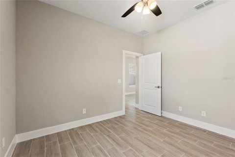 Casa en alquiler en Kissimmee, Florida, 4 dormitorios, 155.15 m2 № 1884026 - foto 17