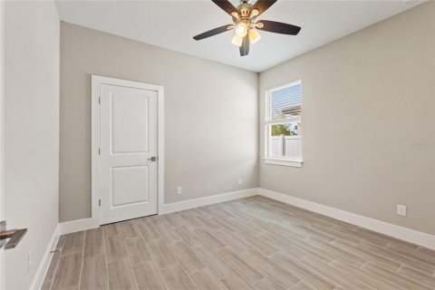 Casa en alquiler en Kissimmee, Florida, 4 dormitorios, 155.15 m2 № 1884026 - foto 18