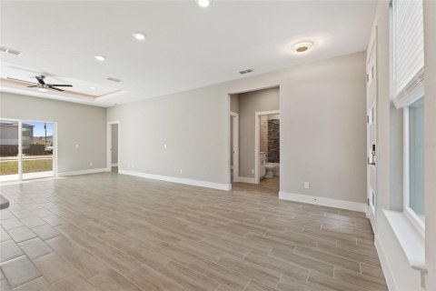 Casa en alquiler en Kissimmee, Florida, 4 dormitorios, 155.15 m2 № 1884026 - foto 9