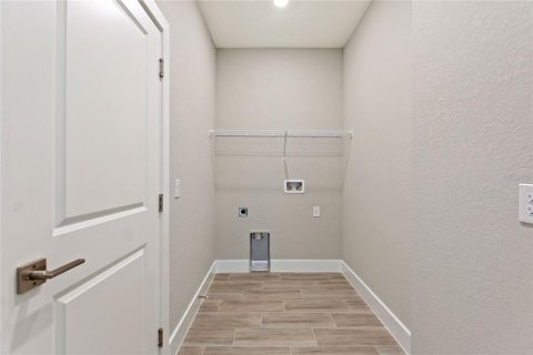 Casa en alquiler en Kissimmee, Florida, 4 dormitorios, 155.15 m2 № 1884026 - foto 27