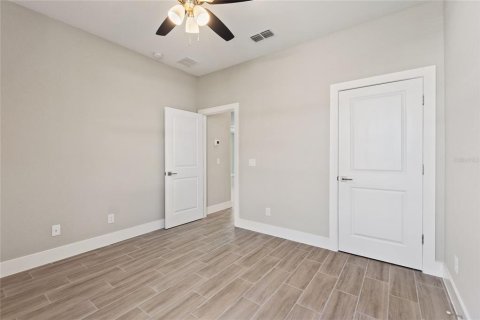 Casa en alquiler en Kissimmee, Florida, 4 dormitorios, 155.15 m2 № 1884026 - foto 20