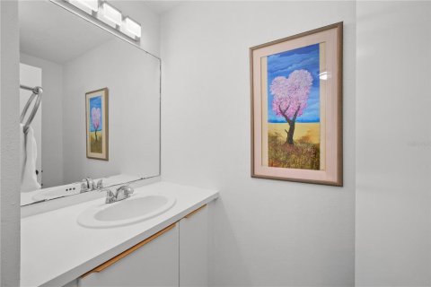 Copropriété à vendre à Tampa, Floride: 2 chambres, 162.86 m2 № 2372825 - photo 29
