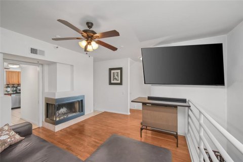 Copropriété à vendre à Tampa, Floride: 2 chambres, 162.86 m2 № 2372825 - photo 24