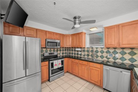 Copropriété à vendre à Tampa, Floride: 2 chambres, 162.86 m2 № 2372825 - photo 27