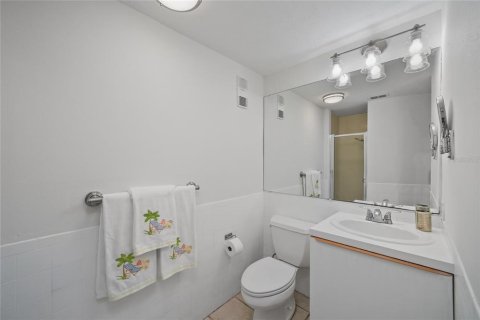 Copropriété à vendre à Tampa, Floride: 2 chambres, 162.86 m2 № 2372825 - photo 16