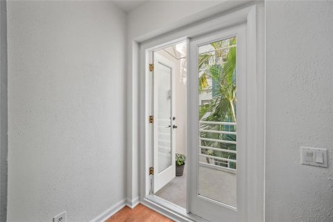 Copropriété à vendre à Tampa, Floride: 2 chambres, 162.86 m2 № 2372825 - photo 25
