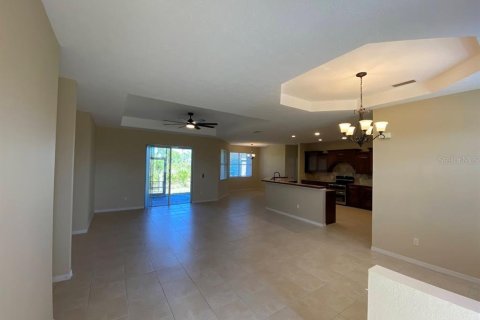 House in Placida, Florida 3 bedrooms, 187.66 sq.m. № 852456 - photo 3