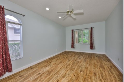 House in Tampa, Florida 3 bedrooms, 250.84 sq.m. № 1740591 - photo 19