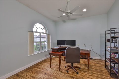 House in Tampa, Florida 3 bedrooms, 250.84 sq.m. № 1740591 - photo 13