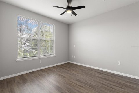 Condominio en alquiler en Tampa, Florida, 2 dormitorios, 100.33 m2 № 1873442 - foto 15