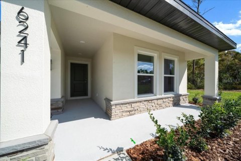 Casa en venta en Spring Hill, Florida, 3 dormitorios, 146.79 m2 № 2299798 - foto 2