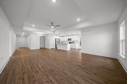 Casa en venta en Spring Hill, Florida, 3 dormitorios, 146.79 m2 № 2299798 - foto 4