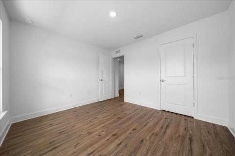 Casa en venta en Spring Hill, Florida, 3 dormitorios, 146.79 m2 № 2299798 - foto 18