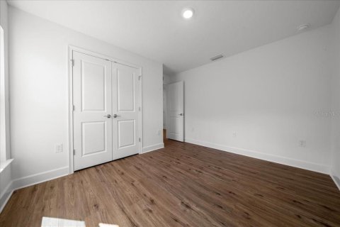 Casa en venta en Spring Hill, Florida, 3 dormitorios, 146.79 m2 № 2299798 - foto 11