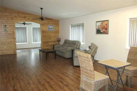 House in Dunnellon, Florida 2 bedrooms, 138.8 sq.m. № 1816156 - photo 16