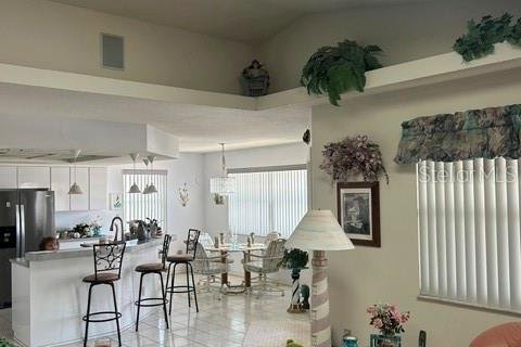 Villa ou maison à vendre à Hudson, Floride: 2 chambres, 141.21 m2 № 2321362 - photo 2