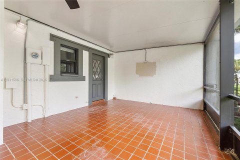Touwnhouse à louer à Weston, Floride: 3 chambres, 181.16 m2 № 2078590 - photo 27