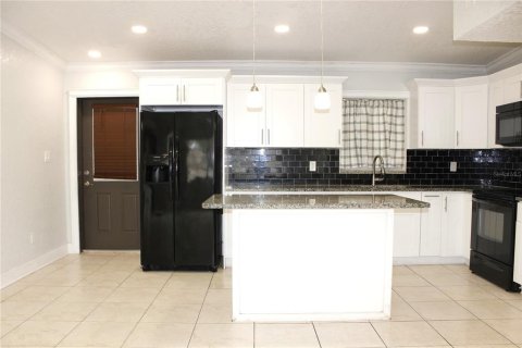 Villa ou maison à vendre à Tampa, Floride: 3 chambres, 117.52 m2 № 2321644 - photo 25
