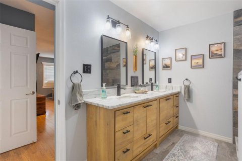 Casa en venta en Tavares, Florida, 4 dormitorios, 215.07 m2 № 1783425 - foto 24