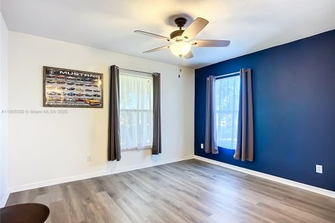 Купить виллу или дом в Мур-Хейвен, Флорида 3 спальни, 149.29м2, № 2006739 - фото 18