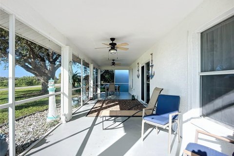 Купить виллу или дом в Мур-Хейвен, Флорида 3 спальни, 149.29м2, № 2006739 - фото 8