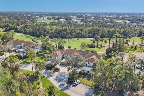 Condo in Venice, Florida, 2 bedrooms  № 1636583 - photo 24
