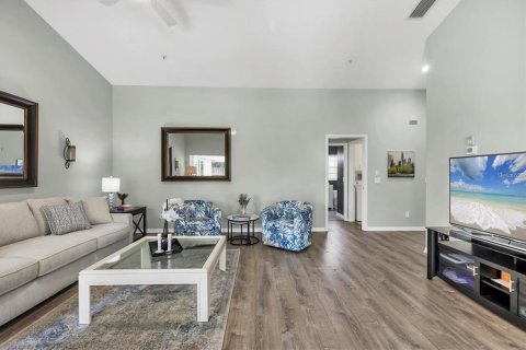 Condo in Venice, Florida, 2 bedrooms  № 1636583 - photo 15